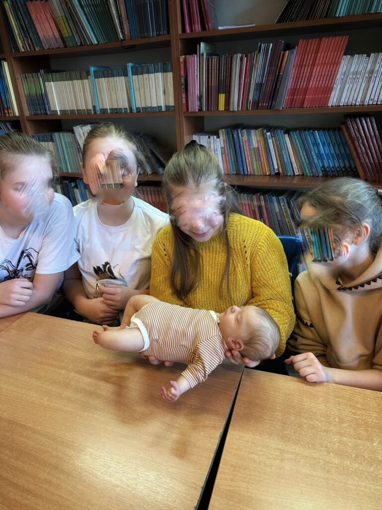 Warsztaty dla dzieci fb img 1744278656861